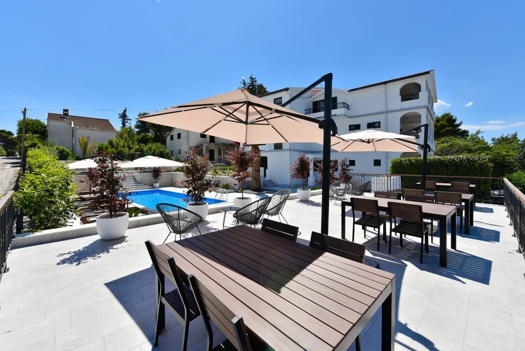 Mediterraneo Garden Apartments Petrčane Extérieur photo